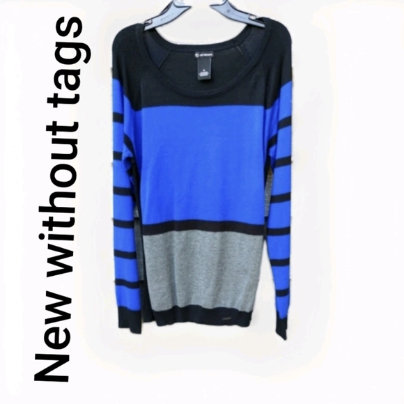🆕💙🖤New Directions Color Block Lightweight Sweater Blue/Black NWOT Medium - Picture 1 of 11
